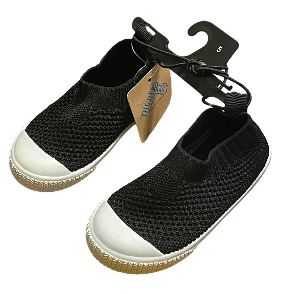🌟NWT🌟 ThereAbouts Black Cleo Slip On Shoes